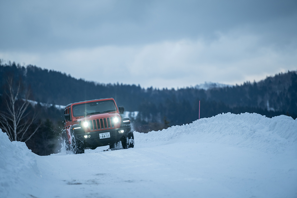 DSC5223 【Jeep×星野リゾート】話題の“4xe”をはじめとする最新のJeepが雪上で実力を見せつけた、“トマム雪上試乗会”リポート