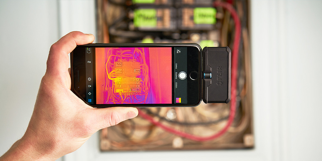 年版 最新モバイルガジェット13選 Jeepでのドライブからキャンプ アクティビティまで大活躍すること間違いなし Realstyle By Jeep リアル スタイル By ジープ