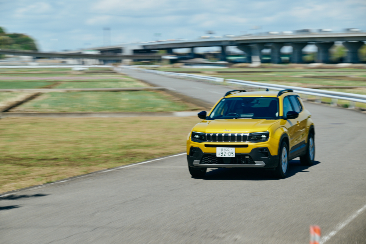 20250414_jeep-0257 オンロードもオフロードもこの1台で。Jeep初の100%電気自動車アベンジャーを体感