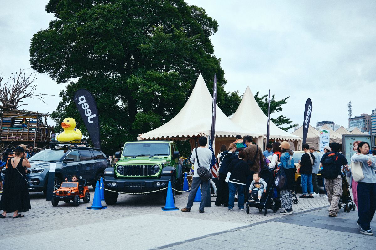 DSF1912-1 【GREENROOM FESTIVAL’25（後編）】Jeepブースに“モヒート”ラングラー ＆ J-WAVE公開収録にKroiが登場！