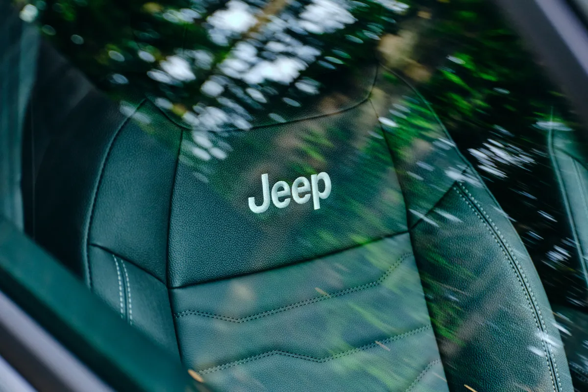 DSF7769 【Jeep FINDING CAMP】 Avenger feat Kroi（長谷部怒生＆益田英知）のウェスタン・アコースティック・キャンプ