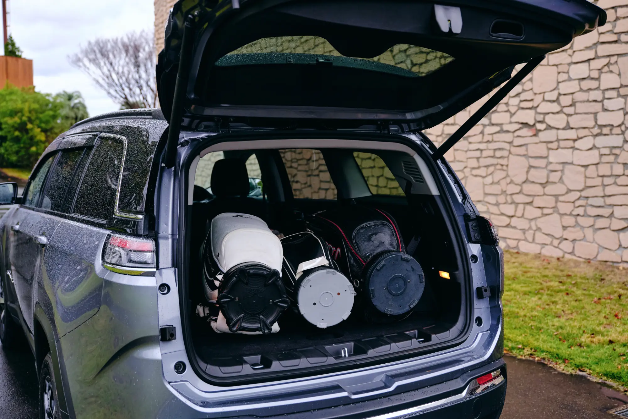 DSF1200 ザ・ロイヤルゴルフクラブで開催されたSafari OPEN 2025をJeepがサポート。Jeepならではのアクティビティを提供したゴルフコンペの1日をレポート